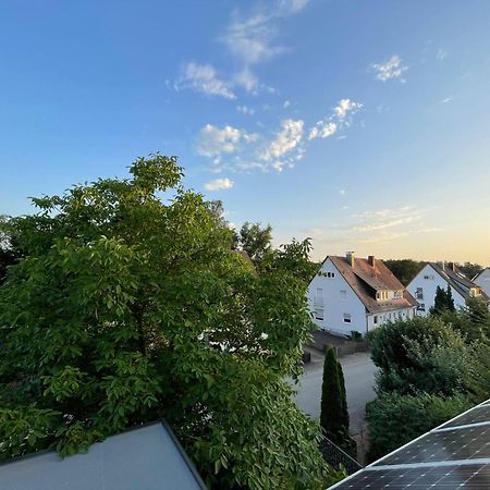 Messe- Und Ferienwohnung Feucht Eksteriør billede