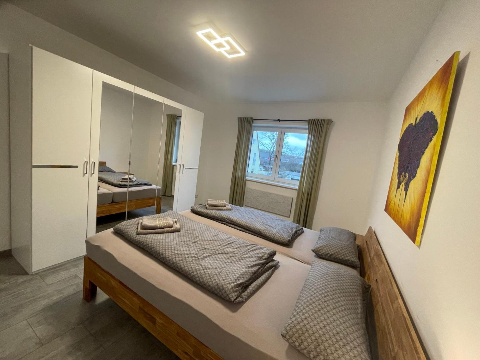 Messe- Und Ferienwohnung Feucht Eksteriør billede